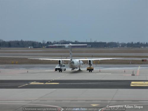 Bombardier Dash8Q400, LOT Polish Airlines