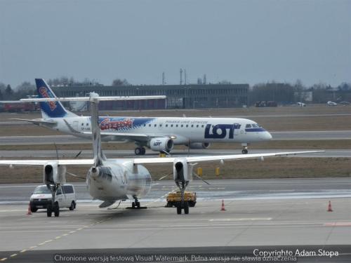 Embraer E195LR (Grześki Livery) i  Bombardier Dash8Q400, LOT Polish Airlines