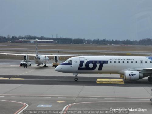 Embraer E195LR i Bombardier Dash8Q400, LOT Polish Airlines