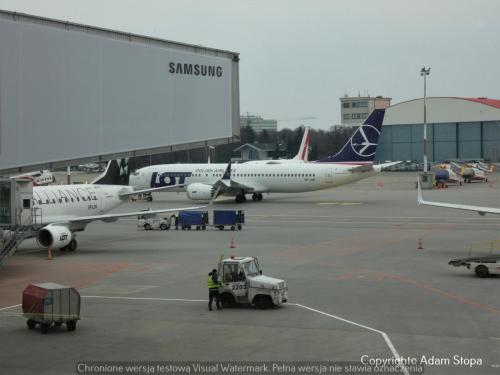 Boeing 737 MAX 8, LOT Polish Airlines
