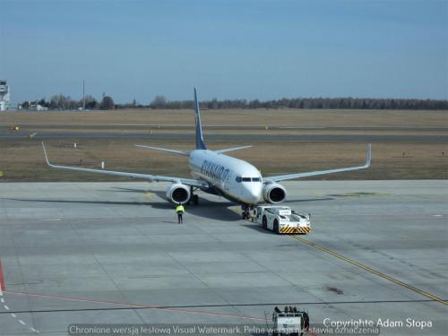 Boeing 737-800, Ryanair, Buzz