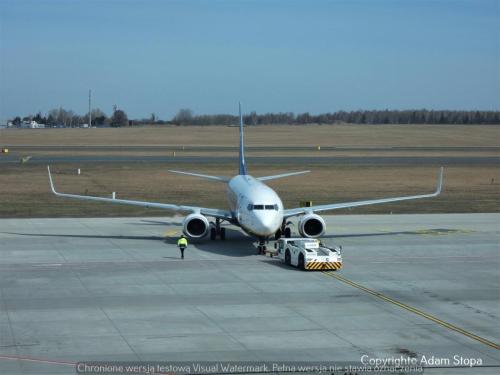 Boeing 737-800, Ryanair, Buzz