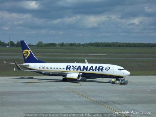 Boeing 737-800, Ryanair