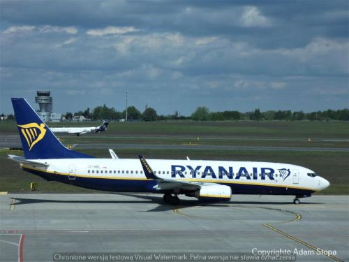 Boeing 737-800, Ryanair