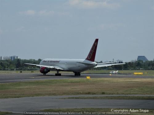 Boeing 767-300ER, Omni Air International