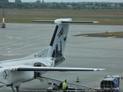 Bombardier Dash8Q400, LOT Polish Airlines