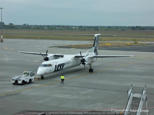 Bombardier Dash8Q400, LOT Polish Airlines