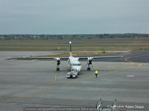 Bombardier Dash8Q400, LOT Polish Airlines