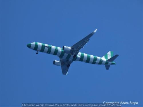 Airbus A321-200, Condor