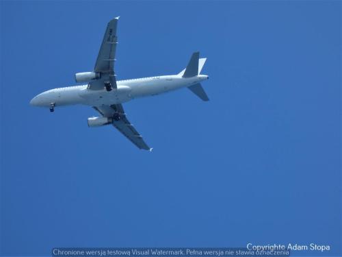 Airbus A320-200, Eurowings, Avion Express Malta