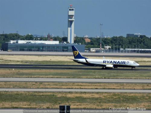 Boeing 737-800, Ryanair, Malta Air