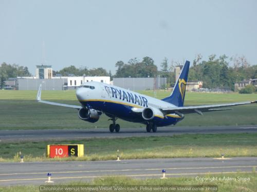 P1480359