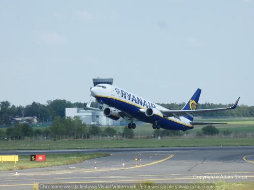 P1480360