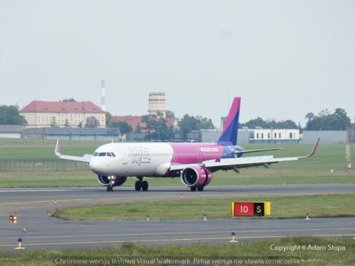 P1480463