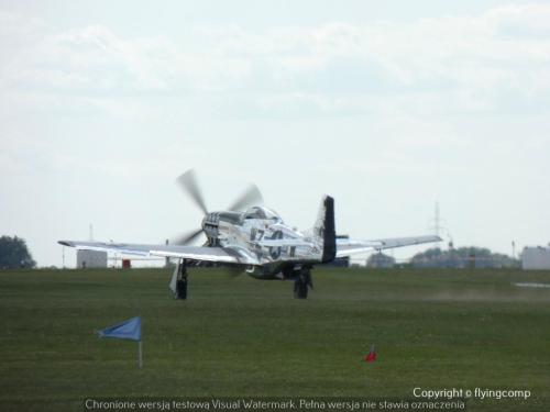 P1590885