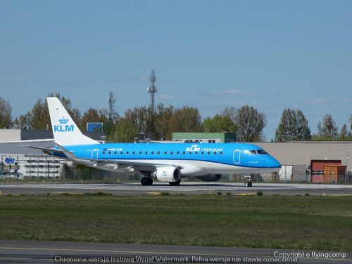P1680379