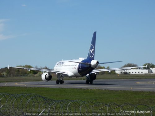 P1680486