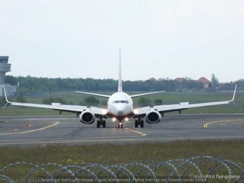 P1680878