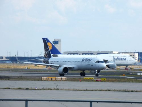 P1700893